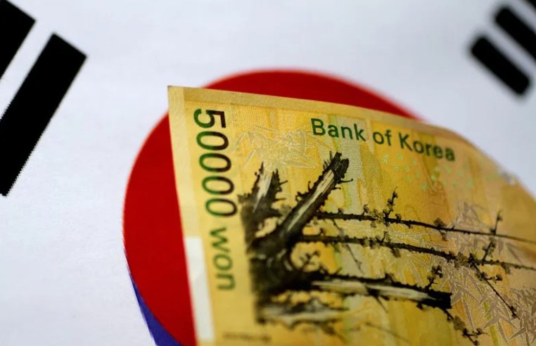 Hàn Quốc chuẩn bị giảm lãi suất để cứu nền kinh tế?