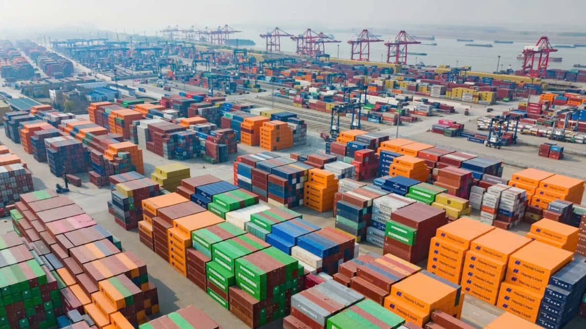 Chiến Tranh Thương Mại Mỹ - Trung 2025: Thương Mại Đình Trệ, Vận Tải Đảo Lộn!