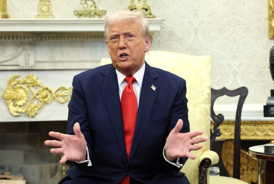 Trump: "Không có ý định sa thải Chủ tịch Fed" – Căng thẳng hạ nhiệt giữa Nhà Trắng và Cục Dự trữ Liên bang