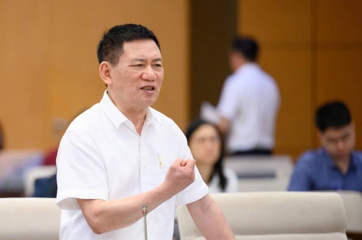 Xăng dầu, than, công nghệ thông tin... có thể được giảm 2% thuế VAT đến cuối 2026