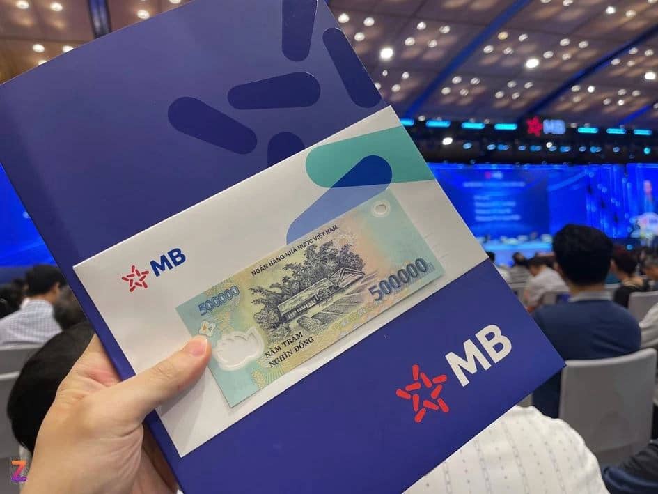 Chuyển đổi số - Con át chủ bài của MB