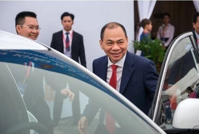 “Cú bắt tay 300 triệu USD” của ông Phạm Nhật Vượng tại Indonesia: VinFast bành trướng hệ sinh thái xe điện Đông Nam Á