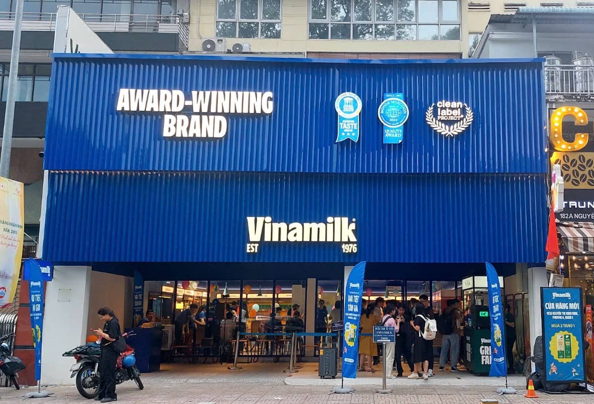 Vinamilk chuyển mình: Cửa hàng flagship và chiến lược D2C mở ra chu kỳ tăng trưởng 2025–2027