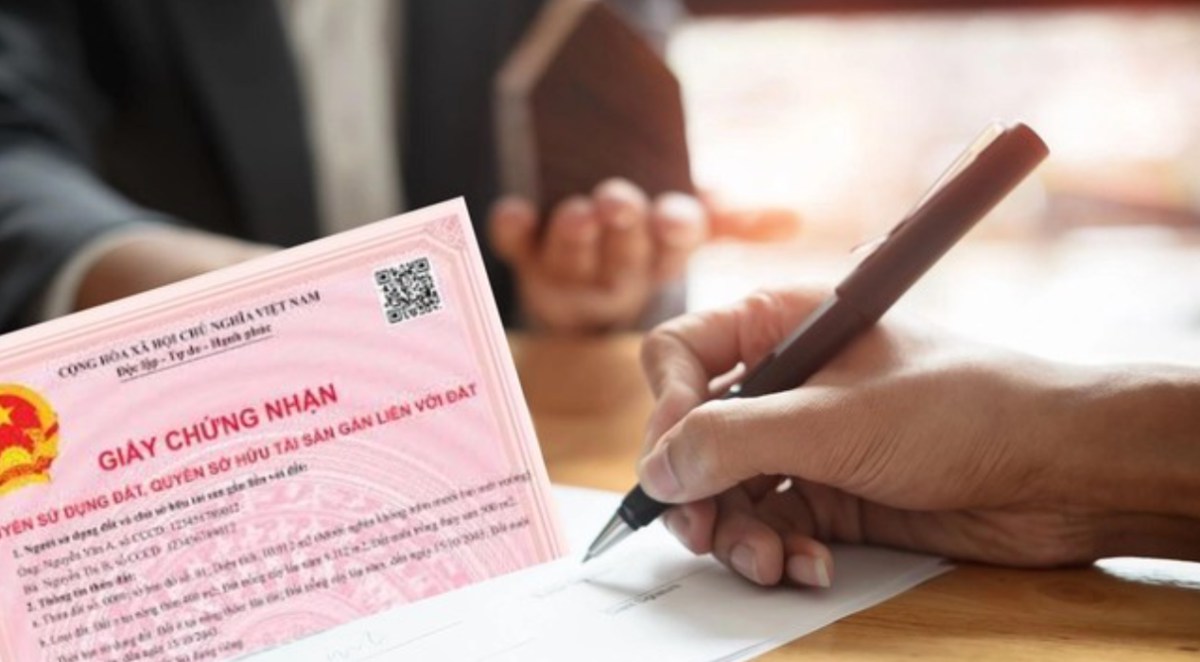 📝 Đề xuất giao thẩm quyền cấp sổ đỏ lần đầu cho UBND cấp xã: Bước tiến trong cải cách hành chính đất  ...