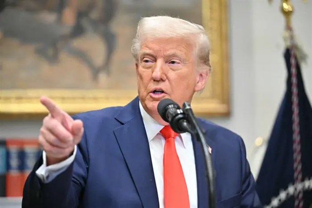 Luật thuế mới của Trump: Tăng tốc kinh tế hay bom nợ? Thị trường chứng khoán phản ứng ra sao ?