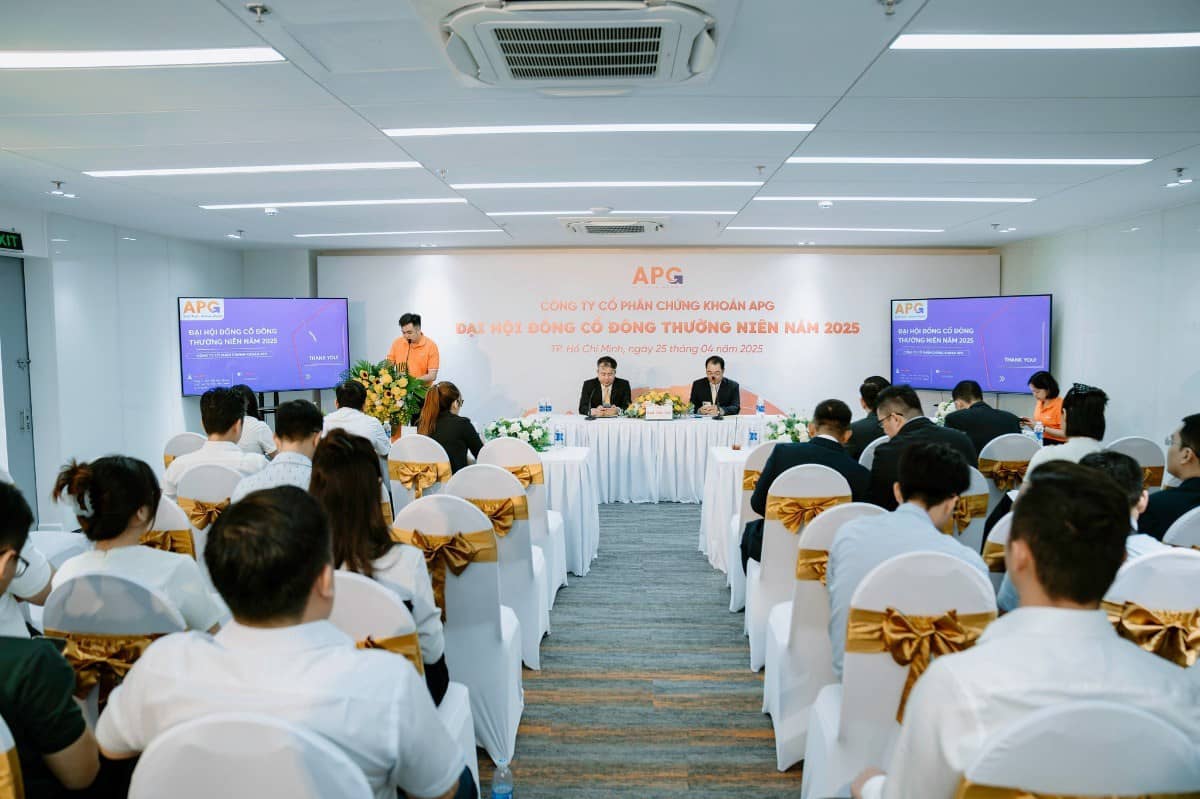 APG – Ngựa Ô lột xác thành chiến mã