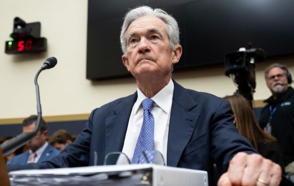 Fed giữ lập trường thận trọng: Thông điệp "chờ và quan sát" từ chủ tịch Powell