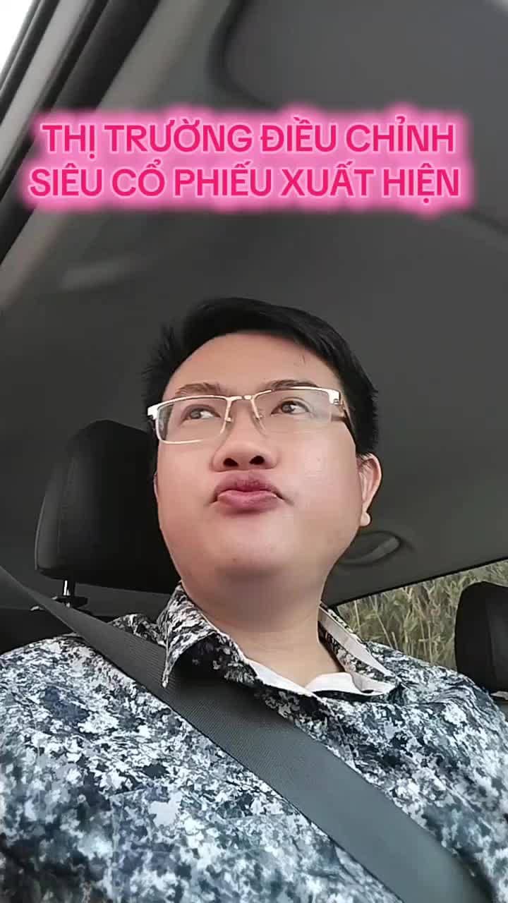 Nhóm ngành đang âm thầm vào sóng