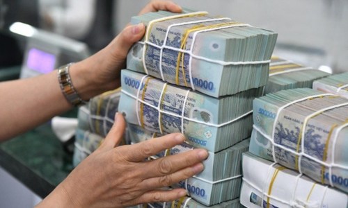 Tiền gửi vào ngân hàng tăng mạnh