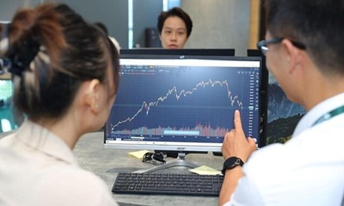 Đi tìm động lực tạo nên ‘làn sóng thần’ thứ 5 trên TTCK