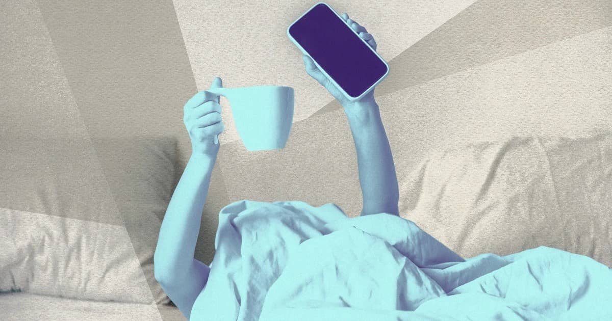 Gen Z kiệt quệ tài chính: Nằm lì trên giường để trốn tránh hay để đầu tư?