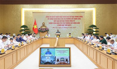 Thủ tướng Phạm Minh Chính: Phải trả lời được câu hỏi tại sao giá nhà chung cư lại cao và cao mãi