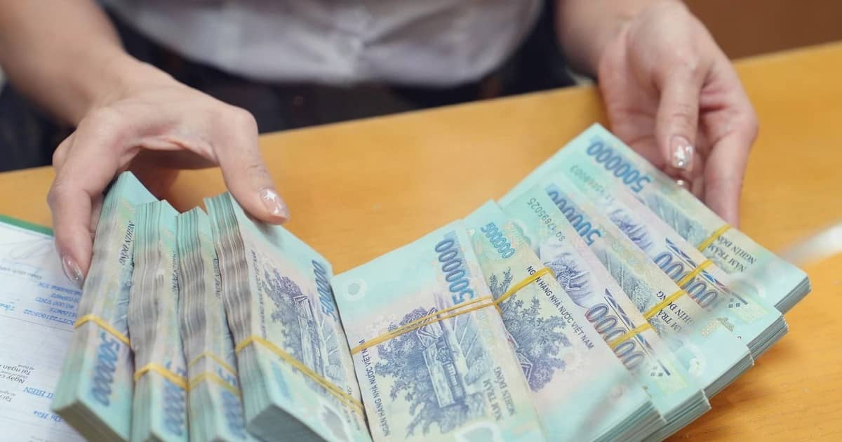 Chuyên gia kinh tế: Bất động sản phụ thuộc vào tín dụng ngân hàng rất rủi ro!