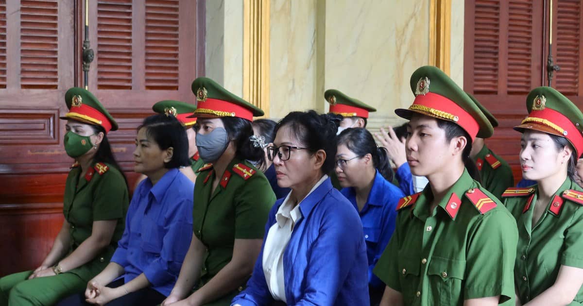 Công ty SJC đề nghị bà Hằng liên đới bồi thường 95 lượng vàng và 100 tỉ đồng