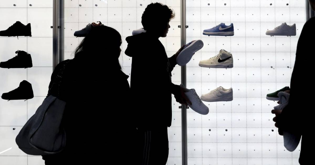 Để "mua trước trả sau" không còn đáng sợ, chuyên gia tài chính khuyên gì?