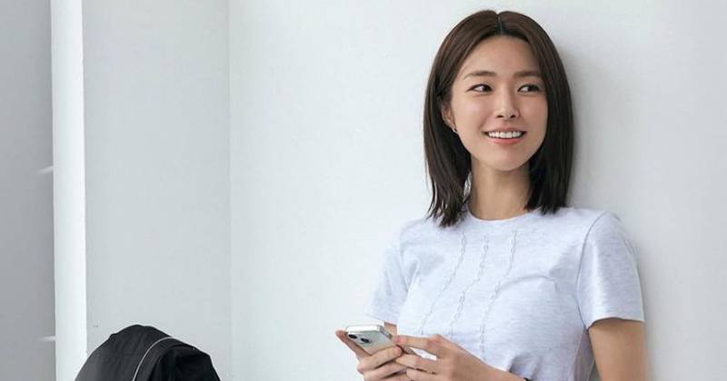 Lương chồng 5 triệu, chị vợ lương gấp 5 công khai 1 thứ khiến chứng sĩ nghe sướng cả tai