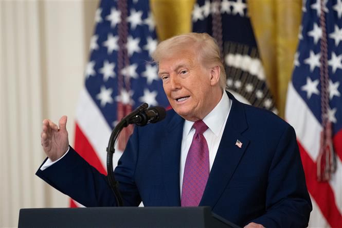 Tổng thống Trump cứng rắn về thuế quan: Không có chuyện trì hoãn, áp thuế đúng hạn 1/8