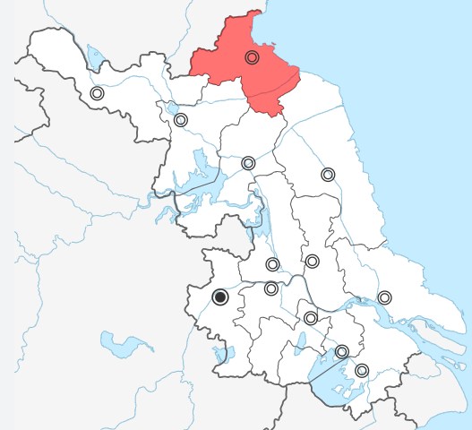 HAH - Lướt sóng hay đối mặt bão tố?