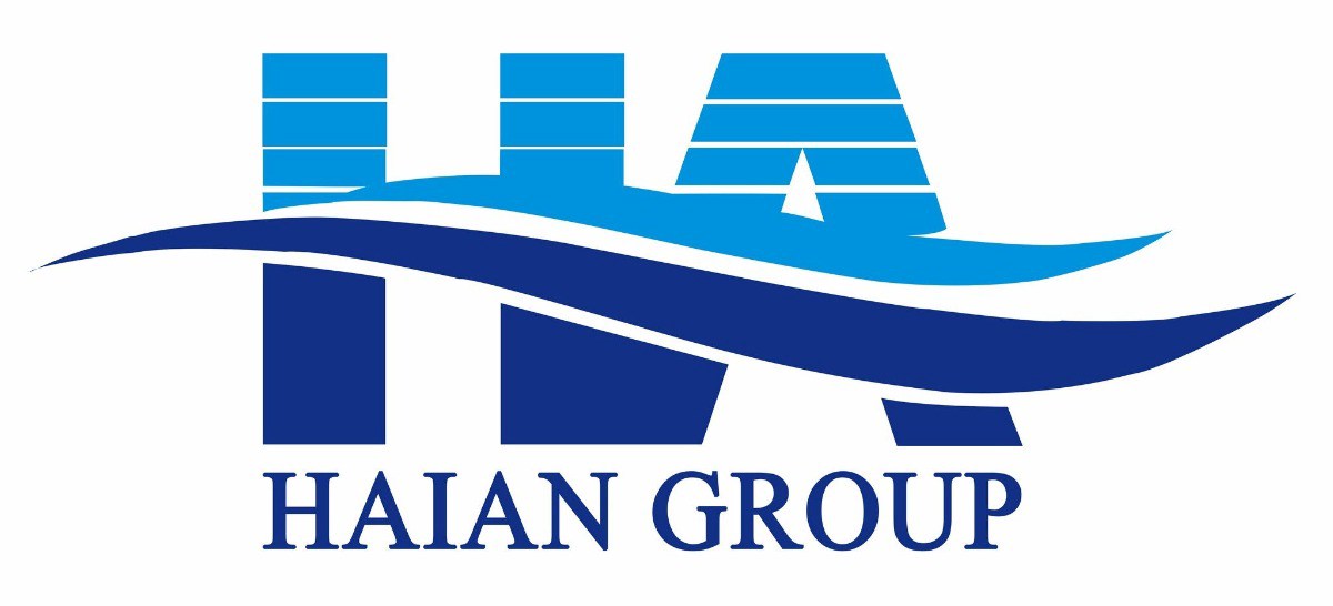 HAH - Lướt sóng hay đối mặt bão tố?