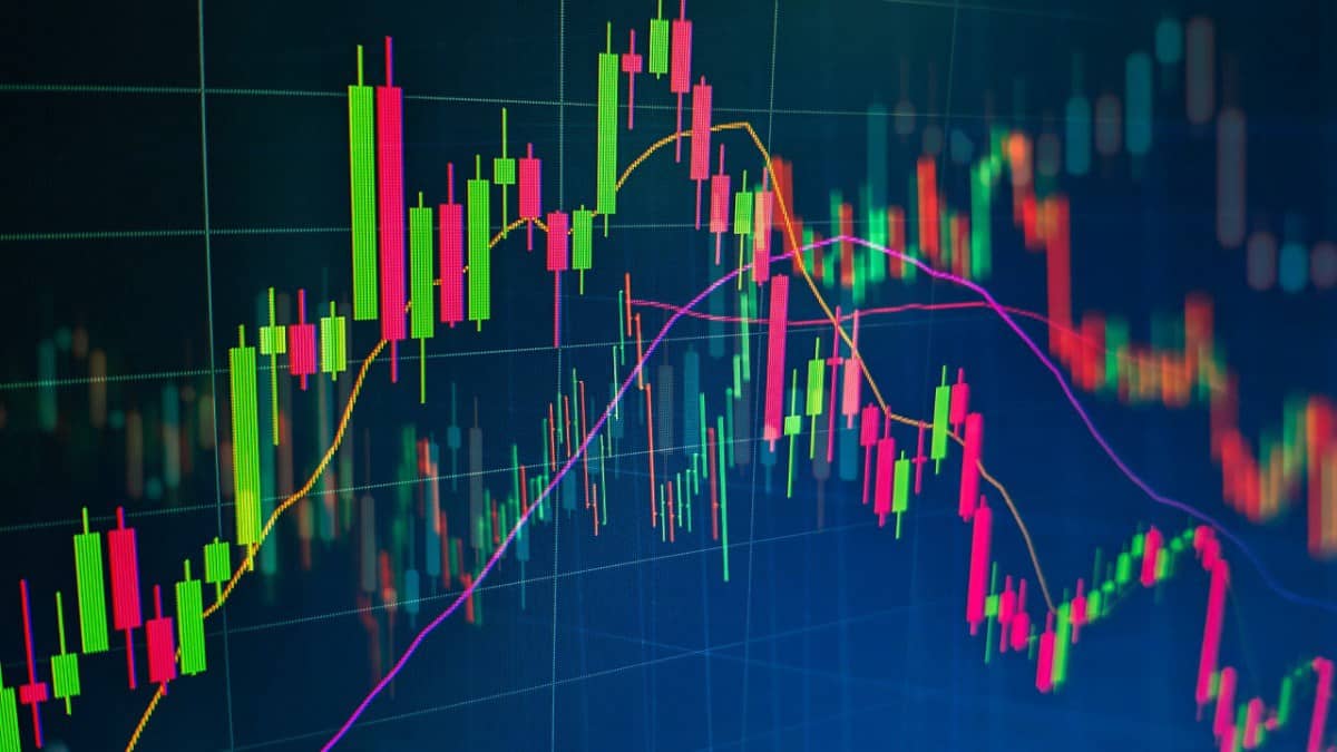 Bản tin VNINDEX sáng 25/07/2025 – Bàn thắng vàng kết thúc tuần giao dịch?