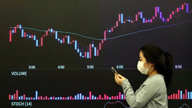 "THAM LAM KHI NGƯỜI KHÁC SỢ HÃI": LỜI KHUYÊN KHÔNG DÀNH CHO NGƯỜI ÁP DỤNG MÁY MÓC.. Warren Buffett từng  ...