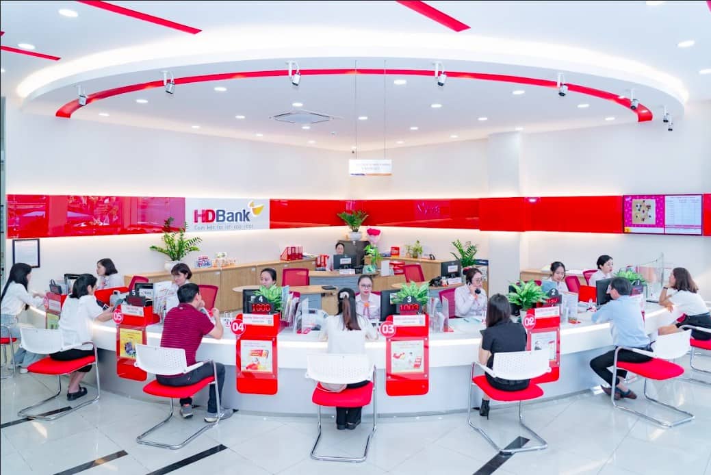 Đẩy mạnh kinh doanh số, HDBank báo lãi 6 tháng 10.068 tỷ đồng ROE lên tới 26,5%