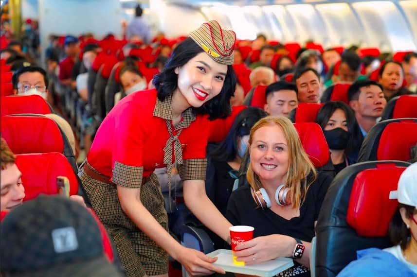 Vietjet vượt chỉ tiêu kinh doanh, đặt mua loạt tàu bay, tự đảm nhận phục vụ mặt đất và trúng thầu tại sân bay Long Thành