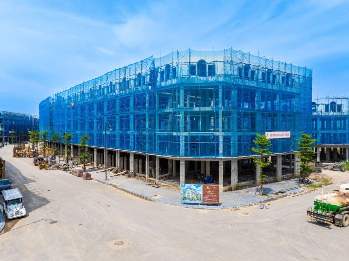 Cập nhật tiến độ xây dựng các dự án trọng điểm trong dòng thấp tầng Noble Palace của Sunshine Group.  ...