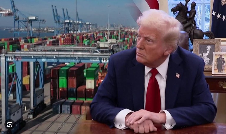 🇺🇸 Trump Áp Thuế Mới Trên Diện Rộng: Căng Thẳng Thương Mại Toàn Cầu Tăng Nhiệt. Mức thuế mới sẽ có  ...