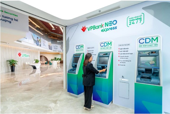 Quà sinh nhật đặc biệt từ VPBank: Hé lộ không gian giao dịch Flagship chuẩn quốc tế tại Hà Nội