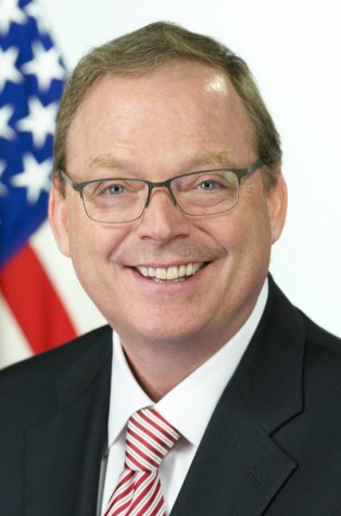 Ai Sẽ Ngồi Ghế Nóng Fed Dưới Thời Trump?