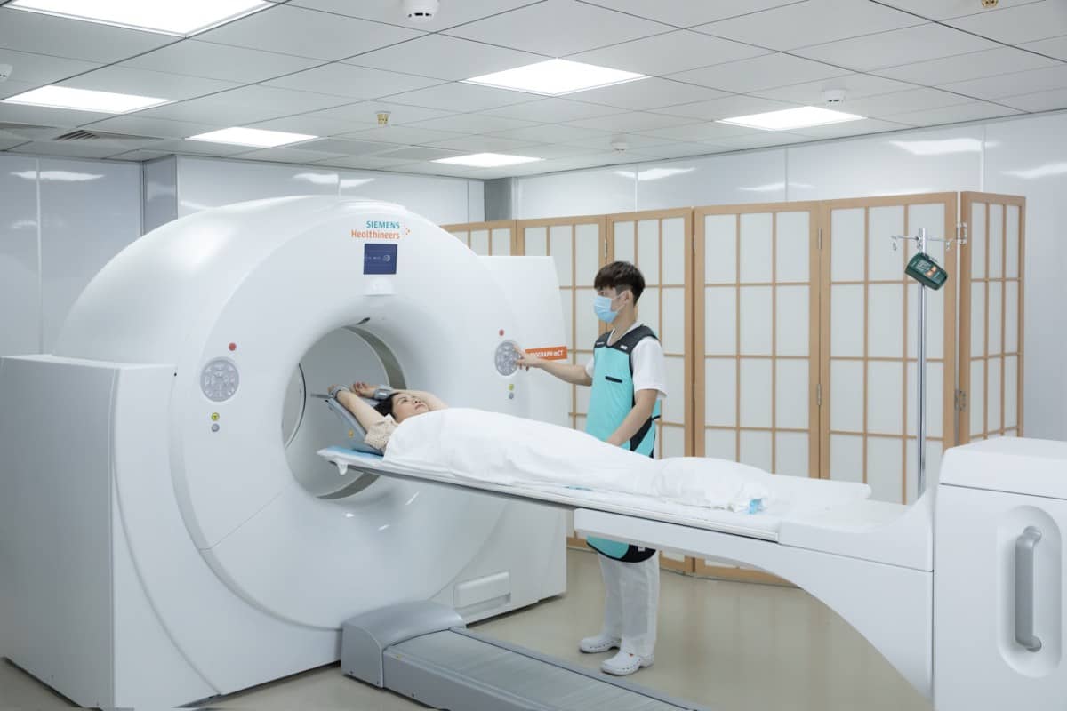 Sun Group mở rộng hệ sinh thái dịch vụ y tế, hợp tác chuyên môn cùng Bệnh viện Bạch Mai