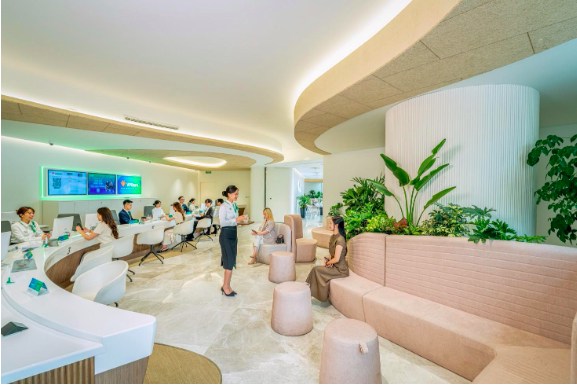 Quà sinh nhật đặc biệt từ VPBank: Hé lộ không gian giao dịch Flagship chuẩn quốc tế tại Hà Nội