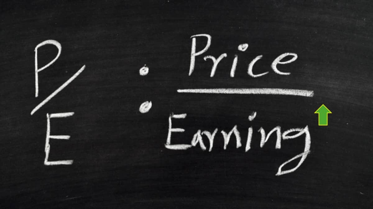 Bắt đáy cổ phiếu FPT: Khi nào “đủ rẻ”, mua thế nào để không mất tiền?