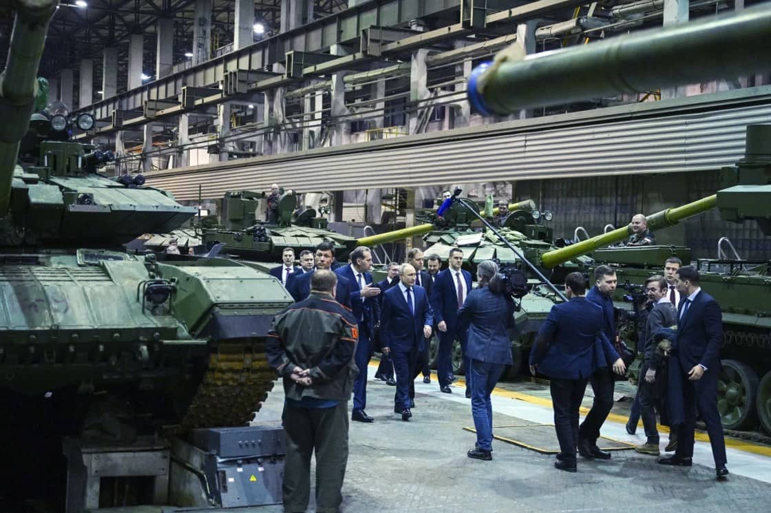 ​Putin Trong Cuộc Chiến Mới: Cứu Kinh Tế Nga Trước Ngày Gặp Trump