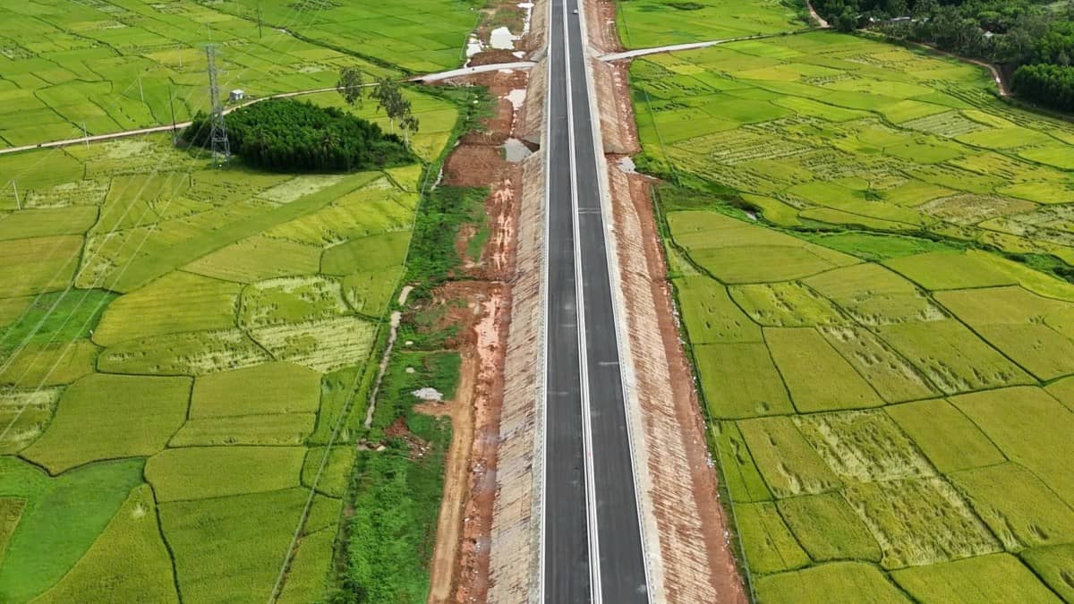 Đèo Cả (HHV) nhận Bằng khen của Thủ tướng Chính phủ