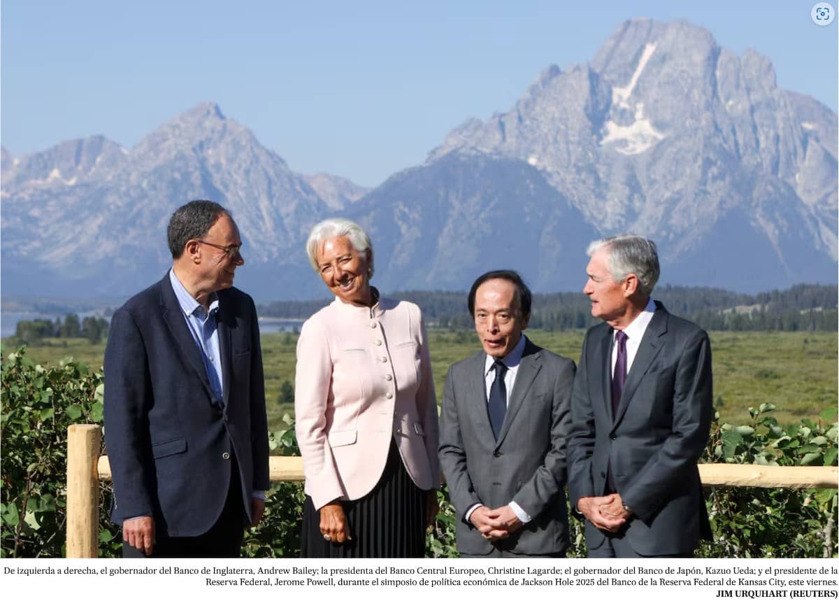 Fed hé lộ nới lỏng có điều kiện, cánh cửa cắt lãi suất tháng 9 mở dần