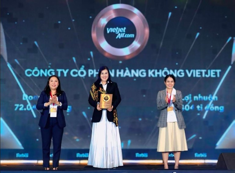 Forbes vinh danh Vietjet trong Top 50 Công ty niêm yết tốt nhất Việt Nam 2025
