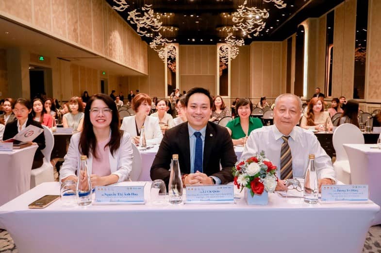 Vietnam Airlines tái hiện hành trình “30 năm - Cùng non sông cất cánh” tại Hội chợ ITE HCMC 2025