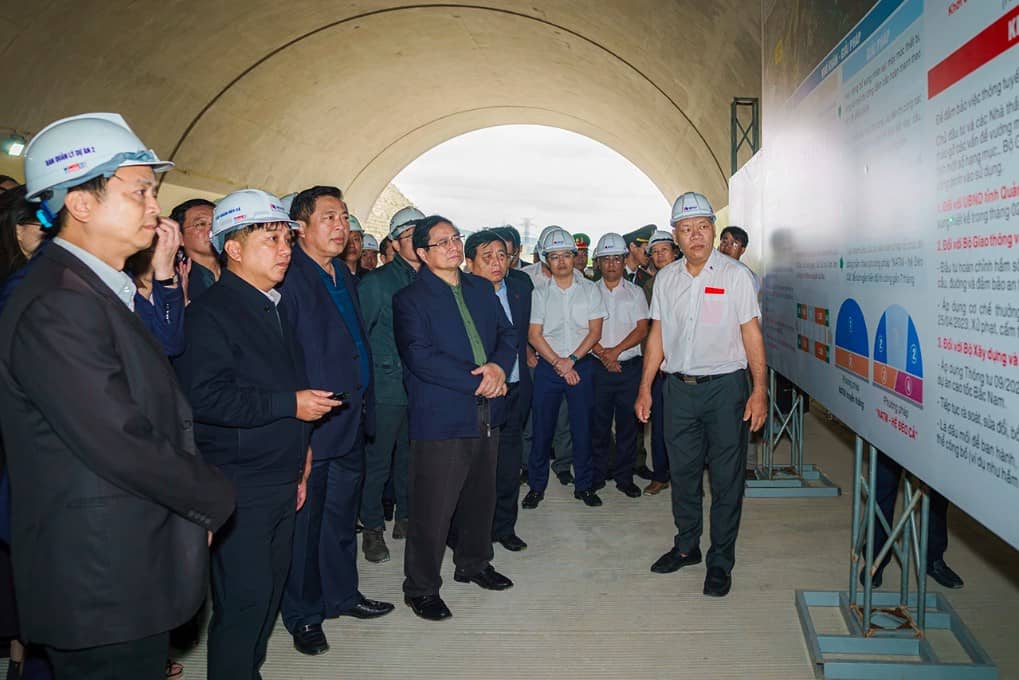 Dấu ấn " Người mở đường": Con đường Vàng tạo ra giá trị Vàng.