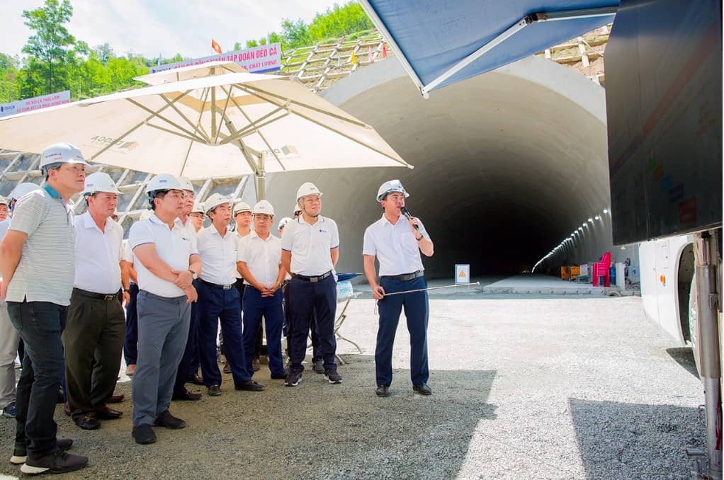 Dấu ấn " Người mở đường": Con đường Vàng tạo ra giá trị Vàng.