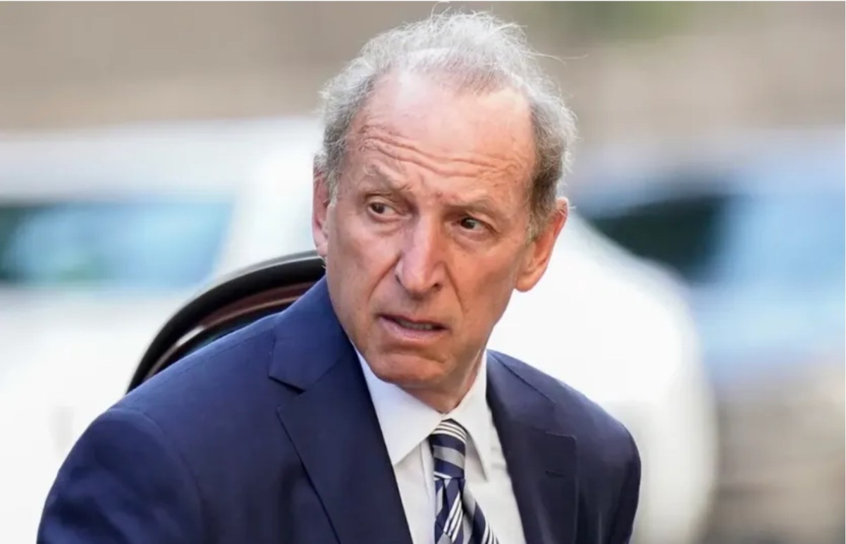 Abbe Lowell – “Lá chắn” pháp lý đối đầu Trump trong cuộc đấu với Fed