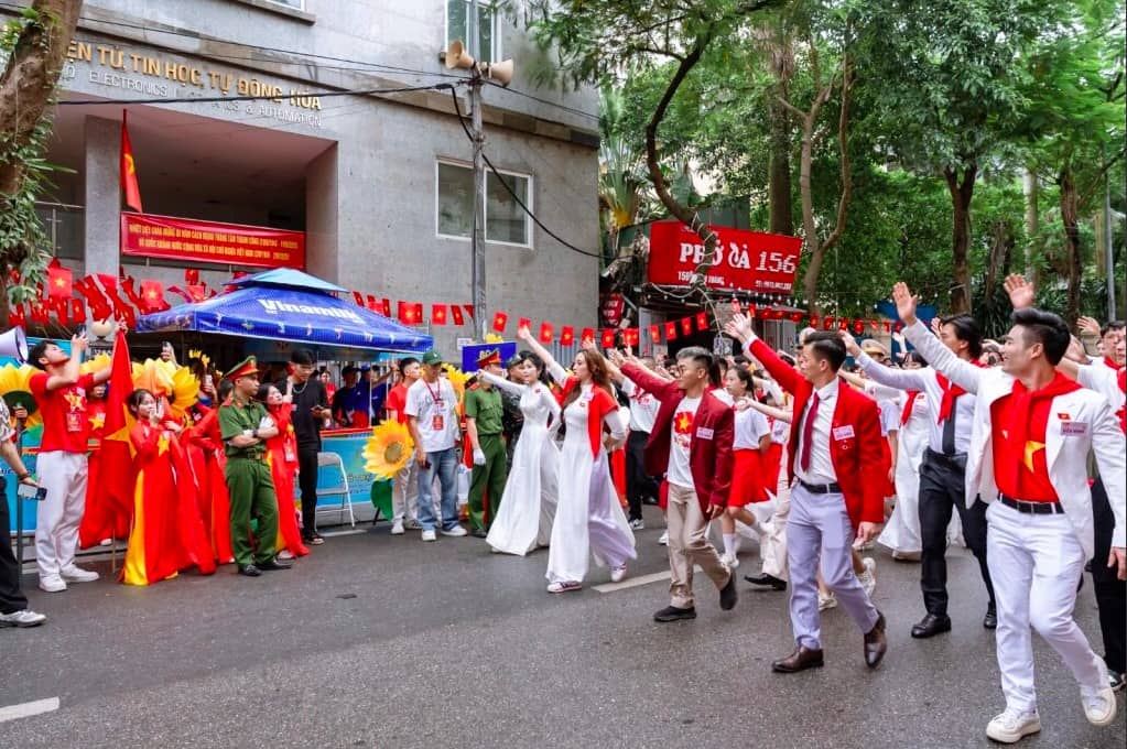 Những khoảnh khắc đẹp cùng Vinamilk trong ngày hội non sông