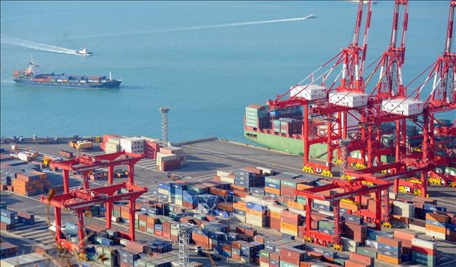 Thuế quan của Mỹ phủ bóng đen lên triển vọng xuất khẩu và cán cân vãng lai của Hàn Quốc