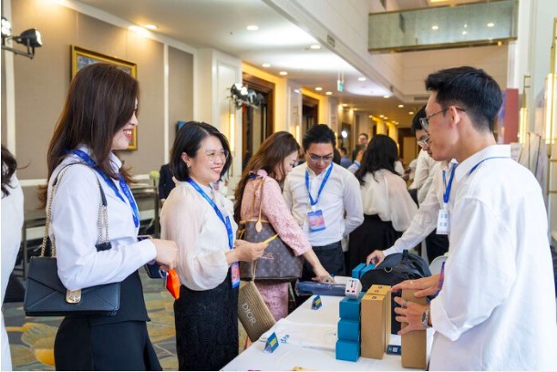 VNA LEF 2025: Vietnam Airlines khẳng định vị thế tiên phong trong kỷ nguyên trải nghiệm khách hàng