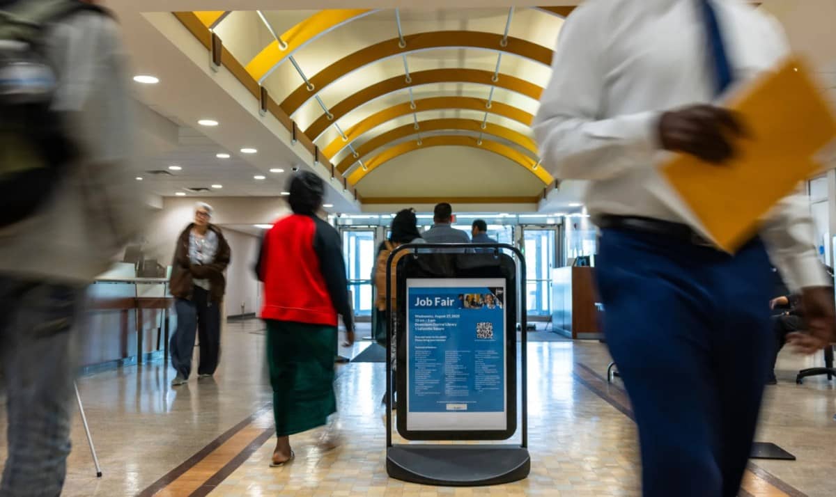 Các nhà kinh tế dự báo Fed sẽ cắt giảm lãi suất vào tuần tới, và ít nhất sẽ còn một đợt cắt giảm nữa trong năm 2025