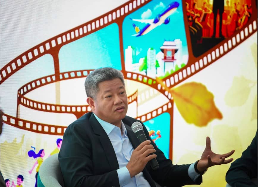 “Chạm thu Hà Nội” - Hành trình cảm xúc cùng Vietnam Airlines