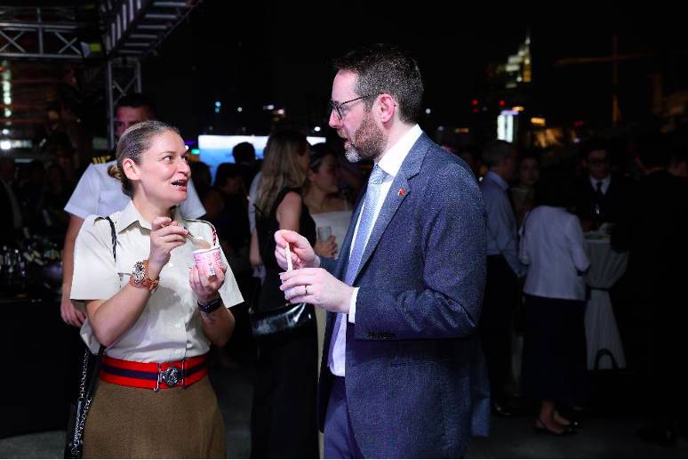 Không phải phở hay bánh mì, đây là món ngon Việt Nam góp mặt tại sự kiện Hoàng gia Anh...