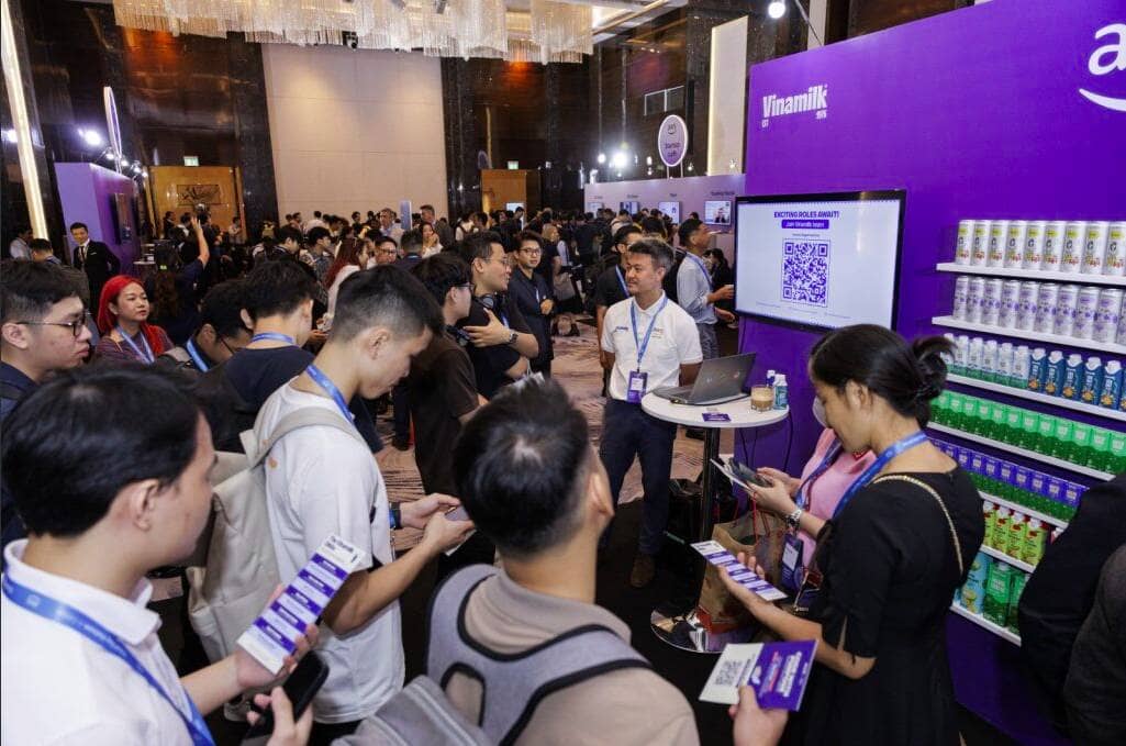 Doanh nghiệp FMCG duy nhất trình diễn công nghệ tự phát triển tại AWS Cloud Day 2025
