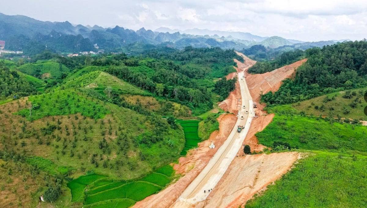 Đèo Cả (HHV) bứt phá: Doanh thu 9 tháng hơn 2.590 tỷ, lợi nhuận ước đạt 471 tỷ đồng